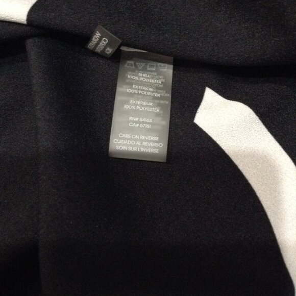 Calvin Klein "L" Bold print blouse, Chic, trending, BOLD Printed, split neckline - Picture 4 of 5